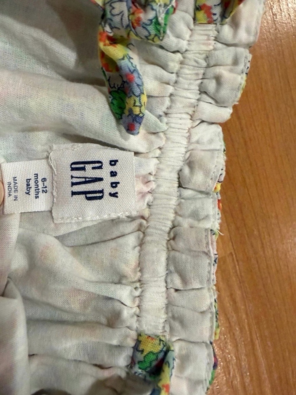 NWT - Gap Baby Floral
Bubble Eyelet Romper - 6-12
months - Picture 4 of 6